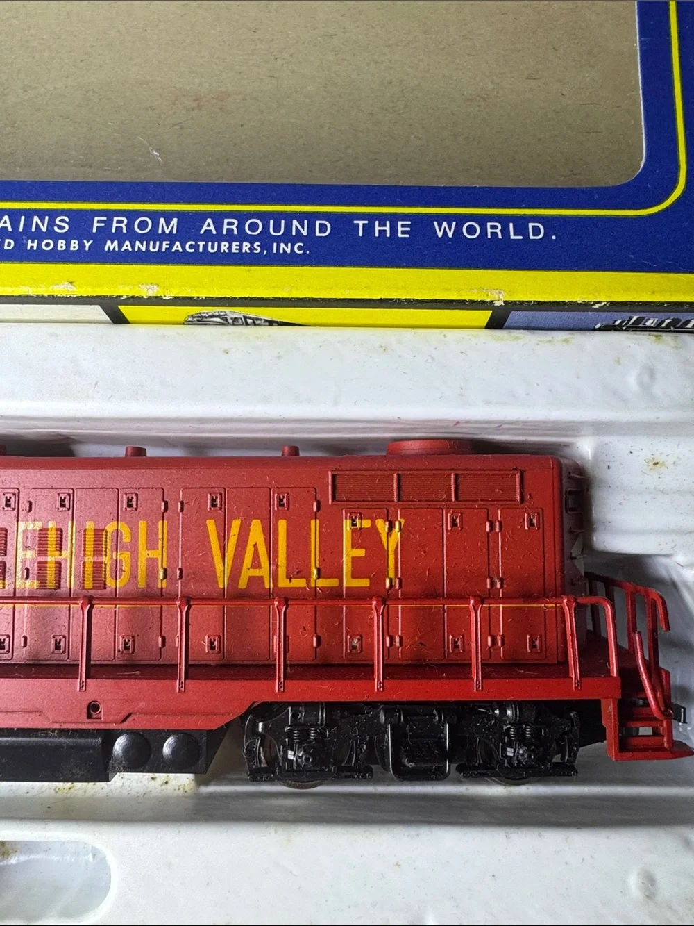 AHM Lehigh Valley HO Scale Diesel Locomotive (New)